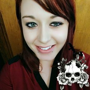 Meet your Posher, Loralei